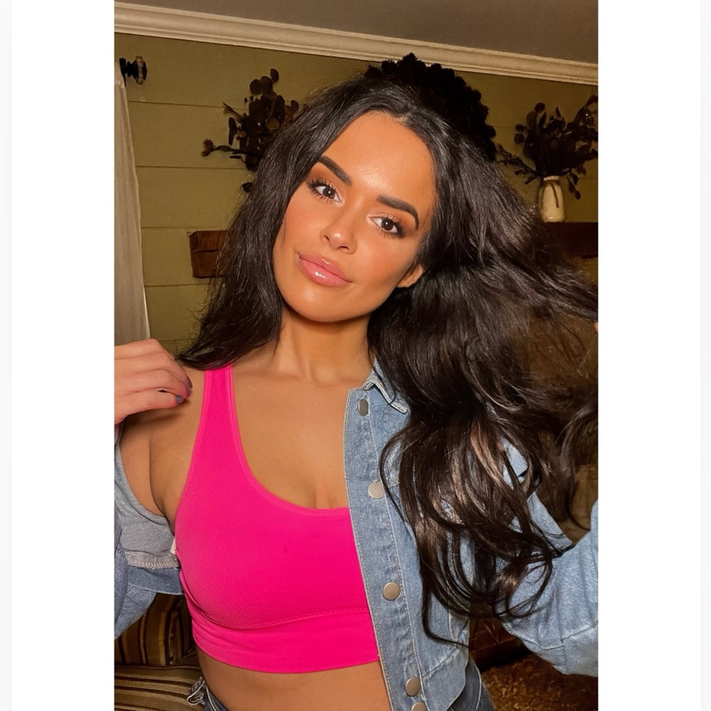 Meet your Posher, Dominique